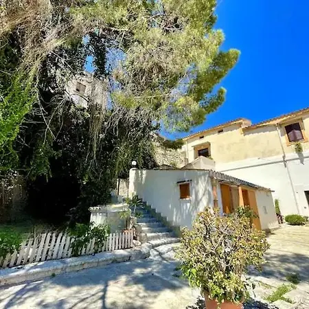 History And Art Casa Bellacera