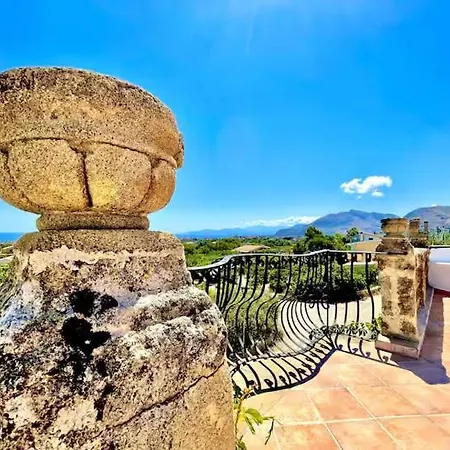 Holiday home History And Art Casa Bellacera